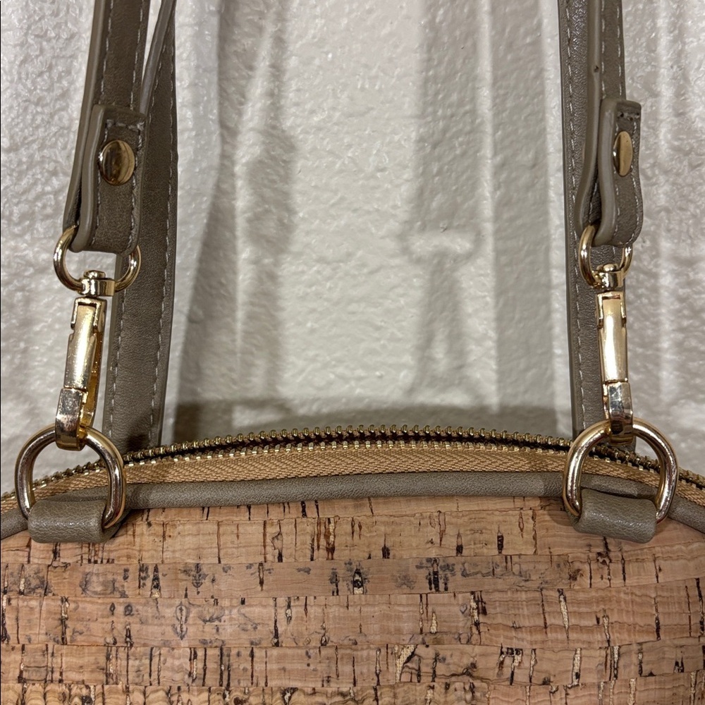 Miztique Daisy Cork Convertible Backpack Purse - Picture 6 of 8
